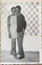 Load image into Gallery viewer, Malick Sidibé - Chemise - Les Confrères Le 28-3-1970