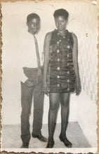 Load image into Gallery viewer, Malick Sidibé - Chemise - Les Confrères Le 28-3-1970