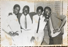 Load image into Gallery viewer, Malick Sidibé - Chemise - Les suprêmes à Médine 13-1-67