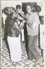 Load image into Gallery viewer, Malick Sidibé - Chemise - Les suprêmes à Médine 13-1-67