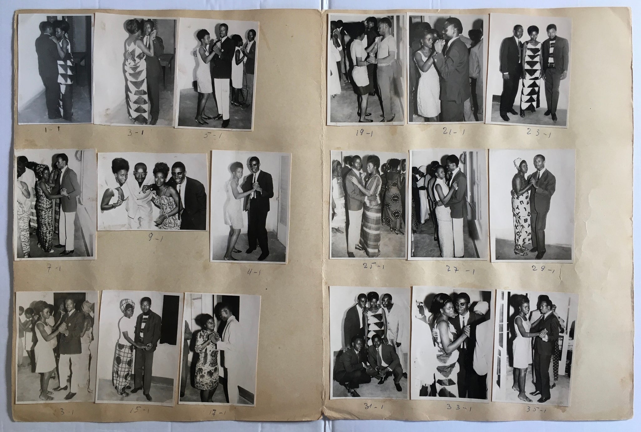 Malick Sidibé : Chemises／マリック・シディベ 写真集 Publication: Malick Sidibé - Chemises | M+B Photo