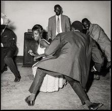 Load image into Gallery viewer, Malick Sidibé - Dansez Le Twist